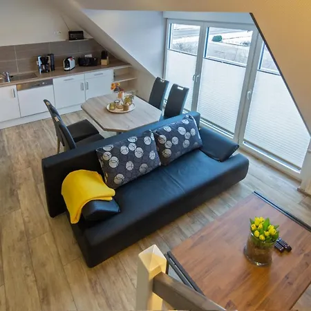 Exklusive Roringstek Mit Kostenlosen Raedern *